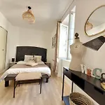 Apartment F1 Hyper Centre *